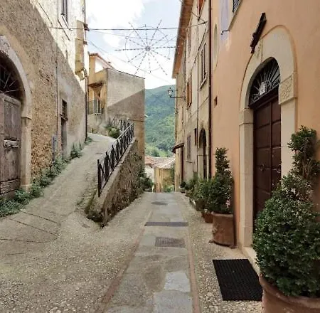 Il Gallo D' Oro - Oca Borgo Velino