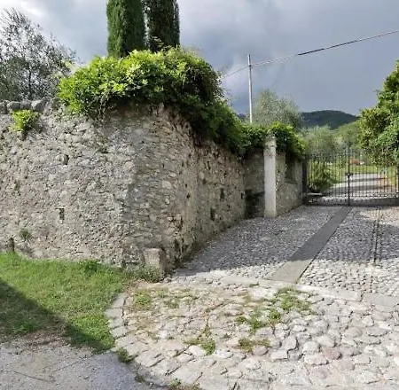Apartament Il Gallo D' Oro - Oca Borgo Velino