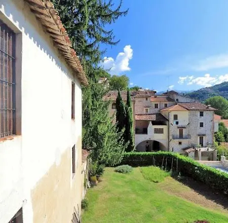 Il Gallo D' Oro - Oca Apartment *