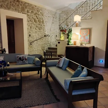 Il Gallo D' Oro - Oca Apartment